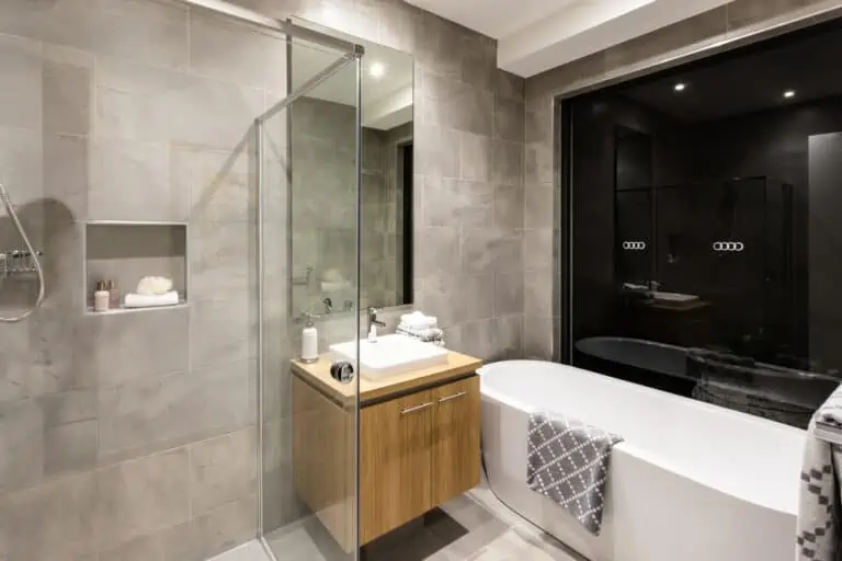 7 Ideas to Fit a Separate Bathtub and Shower in a Small Bathroom